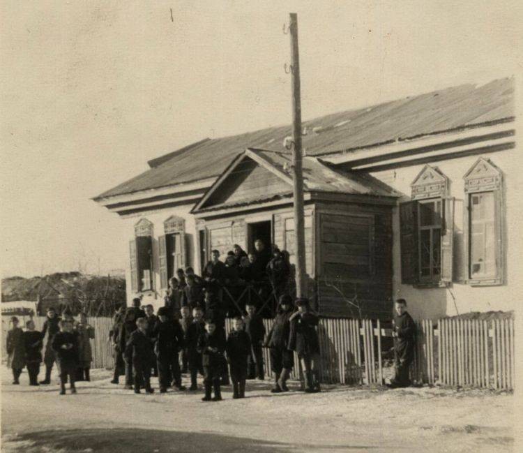 школа №17 февраль1952 года